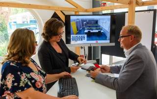 Beratung bei Klampermeier zur Büroausstattung